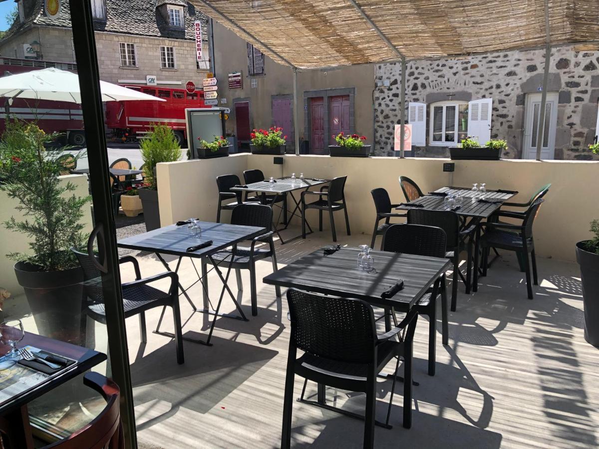 אלאנשה Logis Hotel Le Relais Des Remparts מראה חיצוני תמונה